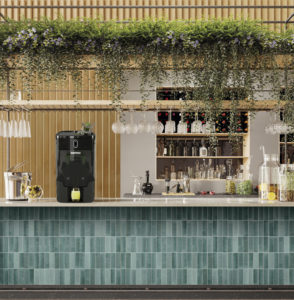 Professional-juicer-VIVA-Black-Bar-front